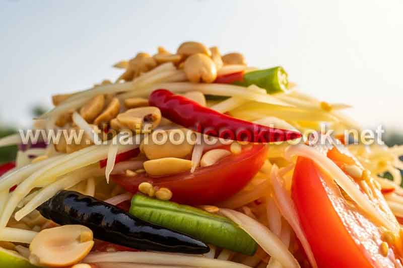 Som-Tum-Variations-Vegan,-Seafood-Fruit-Based-Twists