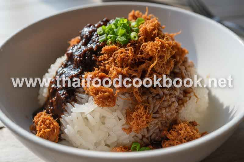 ข้าวเหนียวห่อหมูฝอยปลาร้า เมนูอีสานรสเด็ดทำง่าย